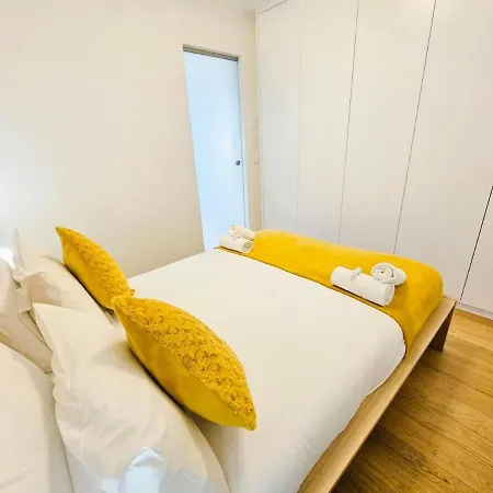 Apartman Sunny W Terrace&parking Spaces
