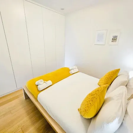 Sunny W Terrace&parking Spaces Apartman *